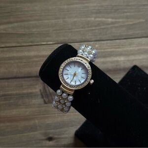 Charter Club Pearl Bracelet Watch – Gold Tone